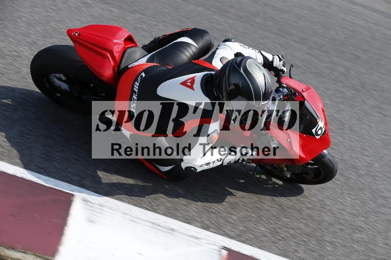 /49 26.08.2025 Cornu Master School ADR/rot-rouge/63